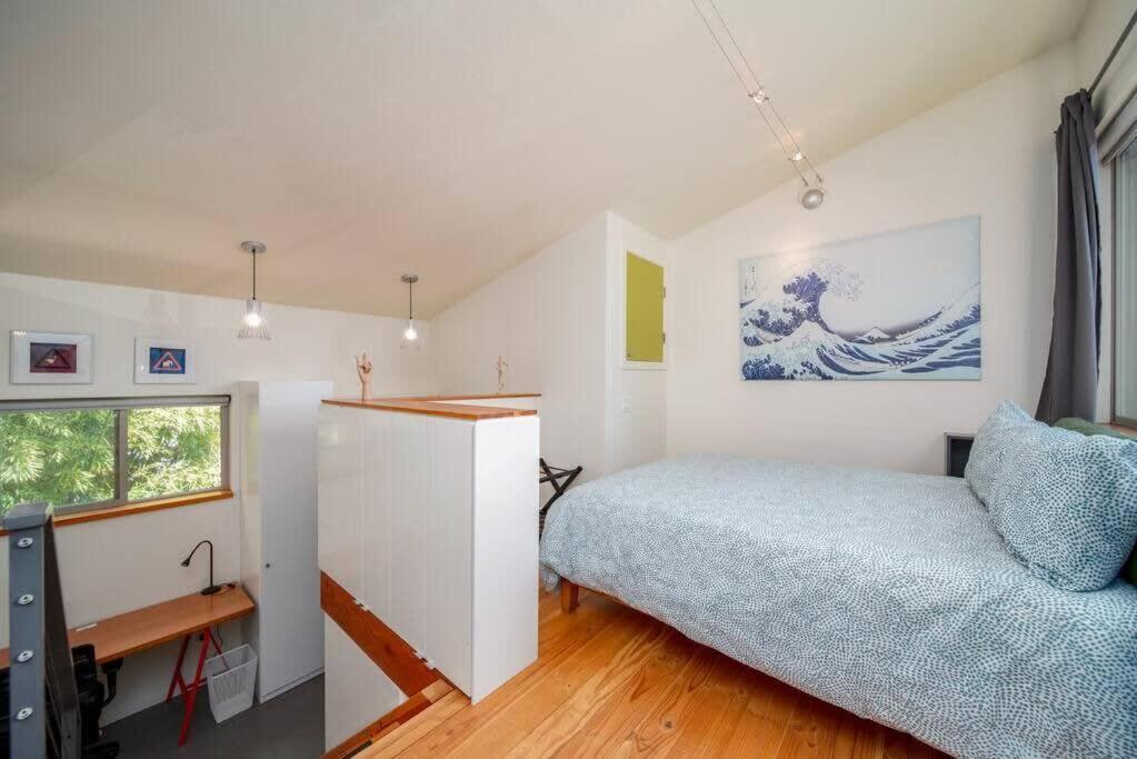 #stayinmydistrict Buckman Spacious Modern Rowhouse * Portland