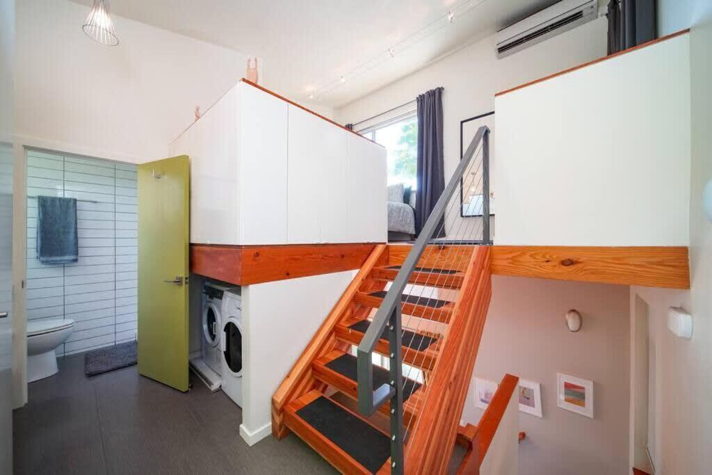 #stayinmydistrict Buckman Spacious Modern Rowhouse *