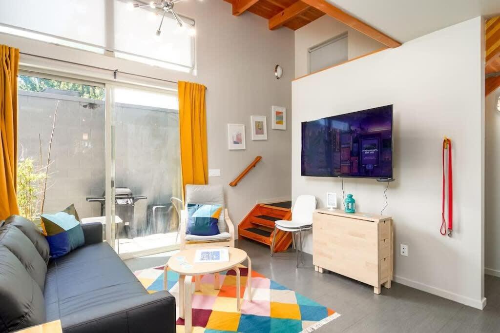#stayinmydistrict Buckman Spacious Modern Rowhouse *